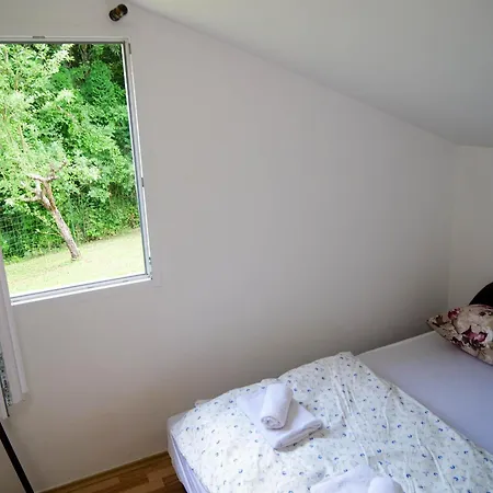 Vikendica 'sapat Rose' Casa de Férias