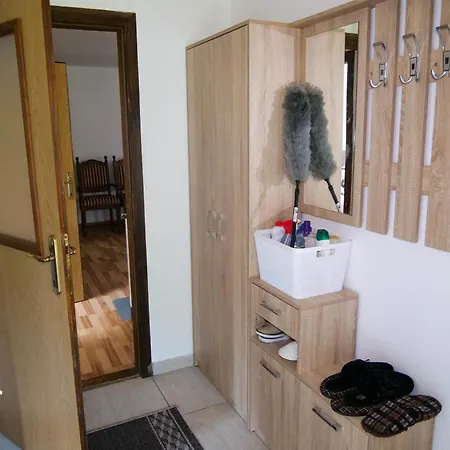 Vikendica 'sapat Rose' Casa de Férias